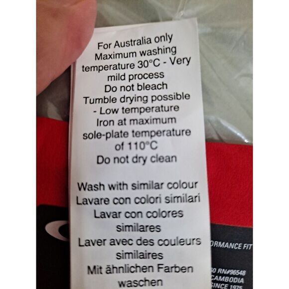 Oakley Mens Board Shorts NWT - Picture 10 of 11